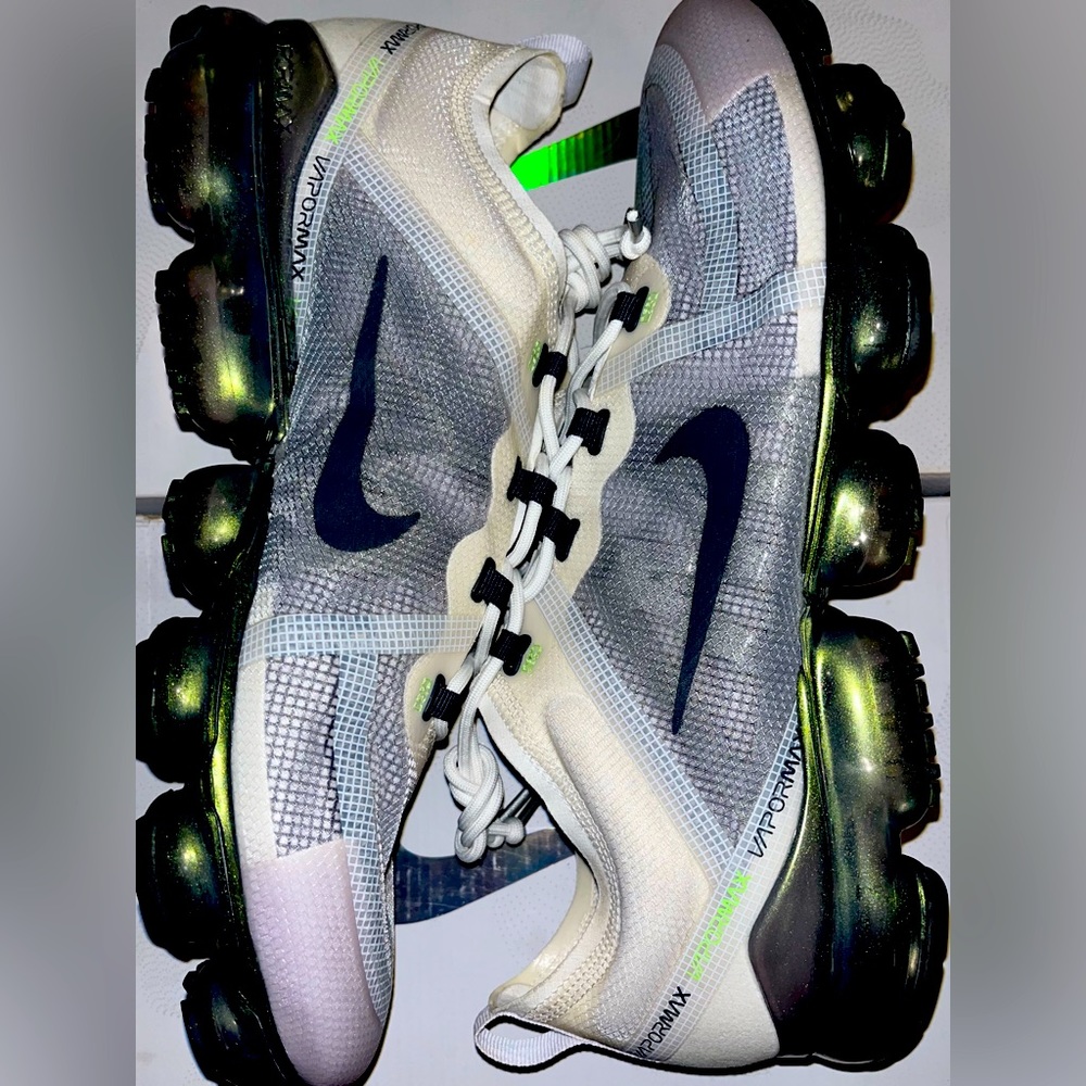Nike Air Vapormax - AT6810-100